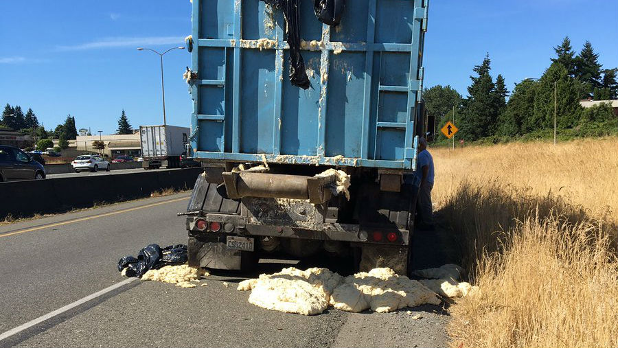 Resultado de imagen para pictures of semi truck seeping dough near tacoma wa