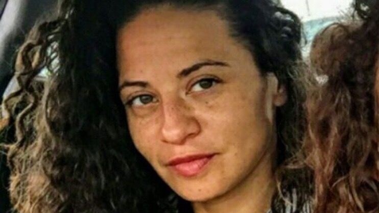 police woman dies in crash after boyfriend cuts out car parts f